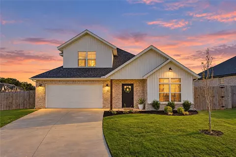 5801 SW Peaceful Ave, Bentonville, AR 72713