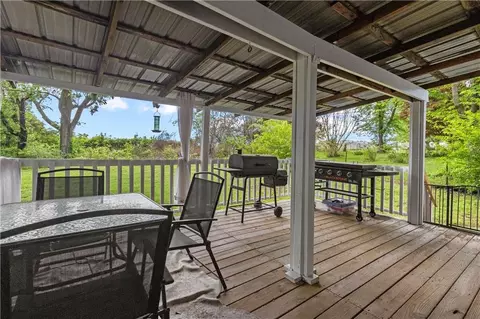 Exterior - 2015 Cedar Ridge Rd, Harrison, AR 72601 photo 3 of 5