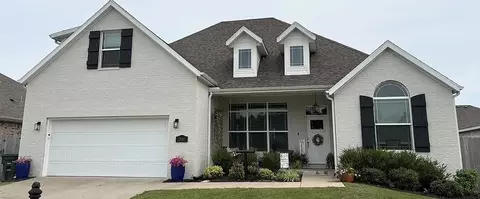 2680 S Cobalt Ave, Fayetteville, AR 72701