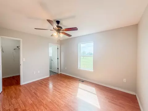 Bedroom - 47 Old Carpenter Ln, Harrison, AR 72601 photo 6 of 7