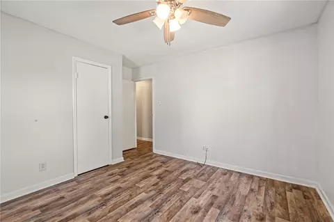 Bedroom - 1511 9th St, Barling, AR 72923 photo 4 of 6