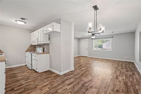 Living - 1511 9th St, Barling, AR 72923 photo 4 of 4