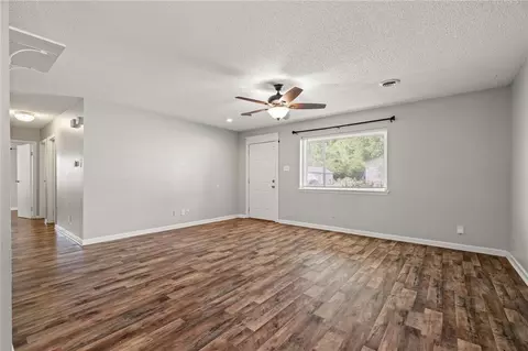 Living - 1511 9th St, Barling, AR 72923 photo 2 of 4