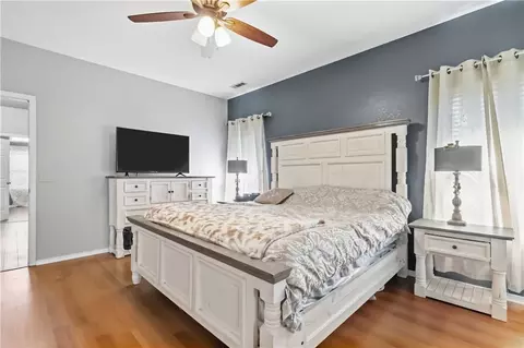 Bedroom - 214 Center Dr, Lowell, AR 72745 photo 1 of 3