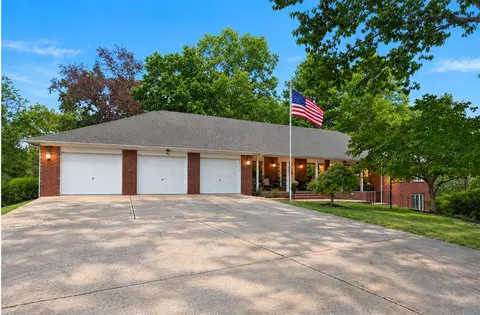Exterior - 9509 Brooks Dr, Rogers, AR 72756 photo 2 of 9