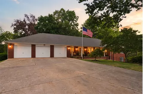 Exterior - 9509 Brooks Dr, Rogers, AR 72756 photo 3 of 9