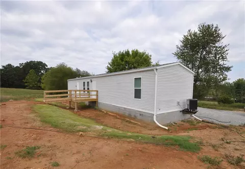 7641 Blockade Vlg N, Seligman, MO 65745 photo 6