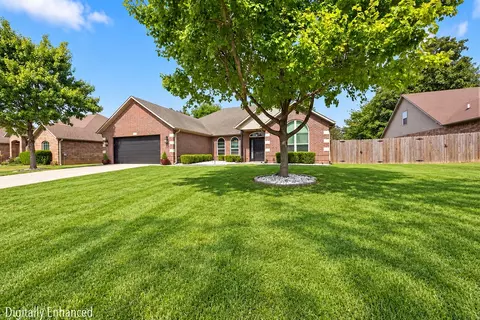 2504 SW Aster Way, Bentonville, AR 72713