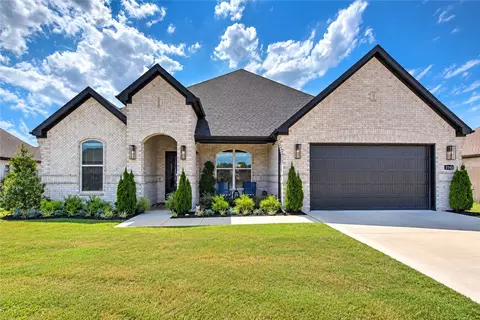 3343 E Greystone Dr, Fayetteville, AR 72764