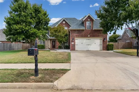 603 SE Jamaica Dr, Bentonville, AR 72712