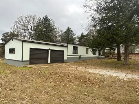 114 E Airport, Diamond City, AR 72630