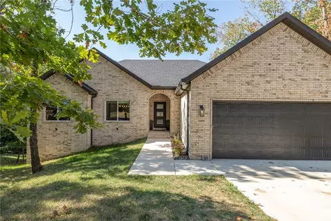 15 Cherhill Dr, Bella Vista, AR 72714