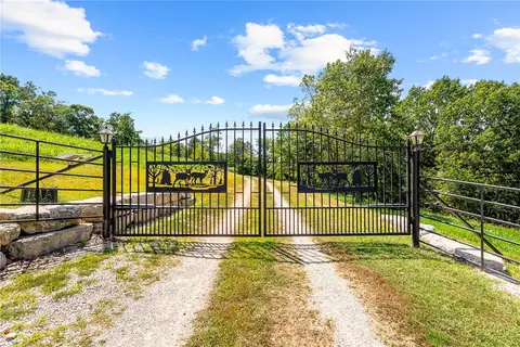 0000 Huckleberry Dr, Omaha, AR 72662