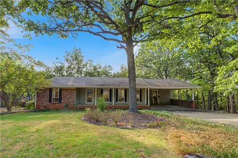 1602 E Hope St, Fayetteville, AR 72701
