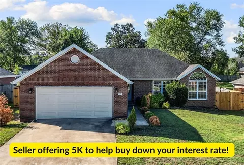 5601 E Country Rdg, Fayetteville, AR 72701