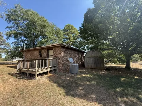 1908 Walnut St, Paris, AR 72855