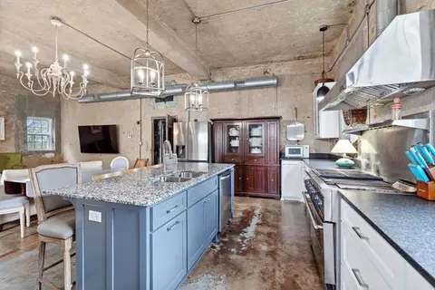 Kitchen - 209 River St, Ozark, AR 72949 photo 5 of 5
