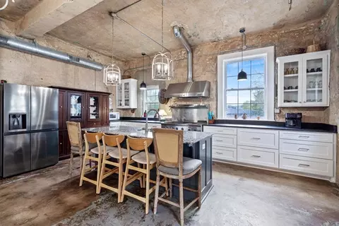Kitchen - 209 River St, Ozark, AR 72949 photo 1 of 5