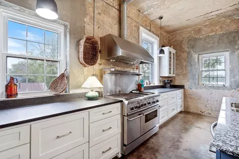 Kitchen - 209 River St, Ozark, AR 72949 photo 3 of 5