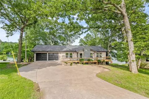 11 Marykirk Ln, Bella Vista, AR 72715