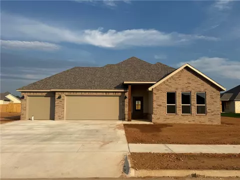 120 Bloodhound Ave, Farmington, AR 72730