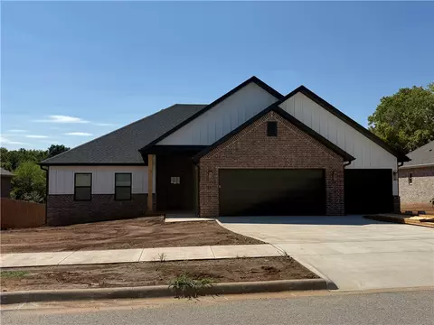 91 W Watson Ln, Farmington, AR 72730
