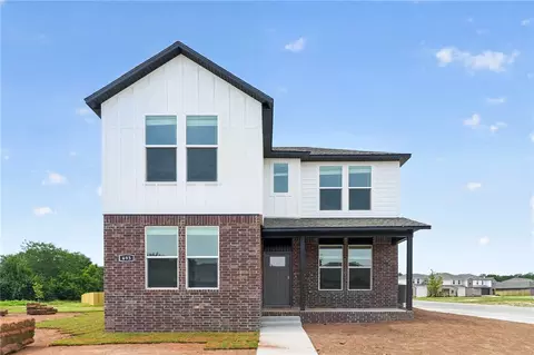 4690 W Buckaroo St, Fayetteville, AR 72704