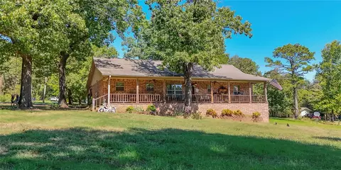 10072 Elm Ln, Dardanelle, AR 72834