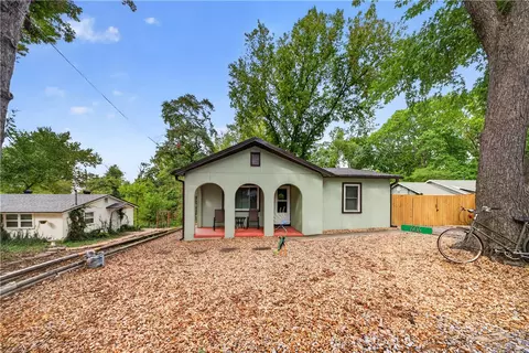 606 NW Melody Ln, Bentonville, AR 72712