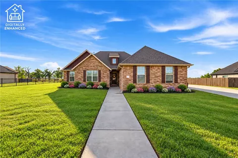 18397 Astor Dr, Fayetteville, AR 72704