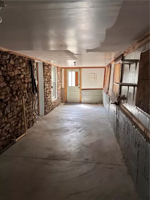 Entry Way - 513 Mclean Ave, Cotter, AR 72626 photo 2 of 2