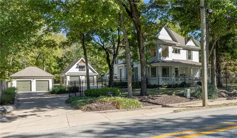 512 N Mission Blvd, Fayetteville, AR 72701