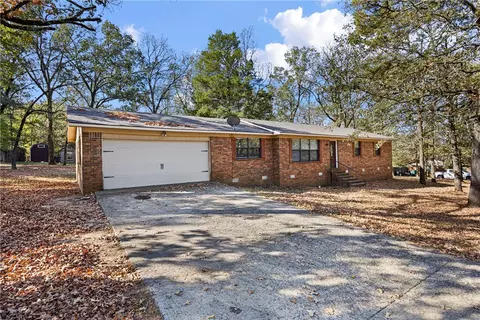 128 Dawn Cir, Russellville, AR 72802