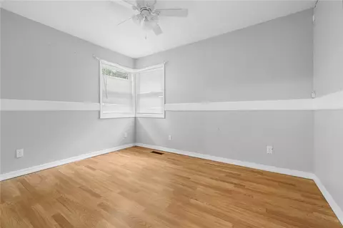 Bedroom - 511 E Gordon Ave, Harrison, AR 72601 photo 1 of 3