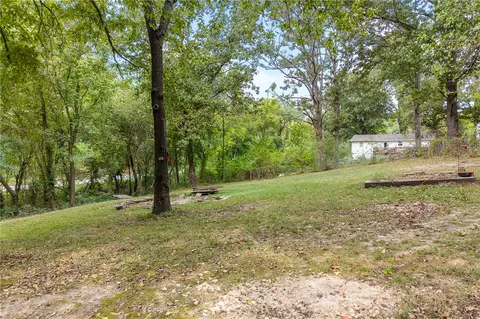 Exterior - 511 E Gordon Ave, Harrison, AR 72601 photo 4 of 4