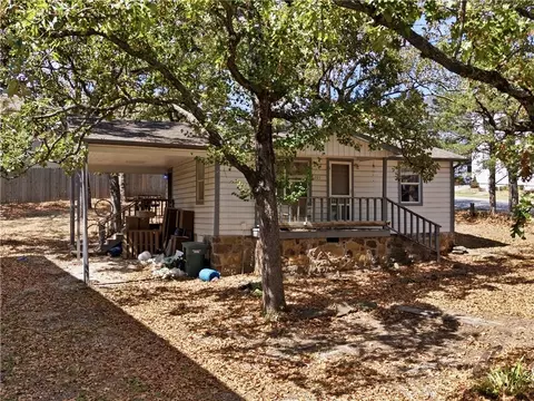 223 Cross Ave, Fayetteville, AR 72701