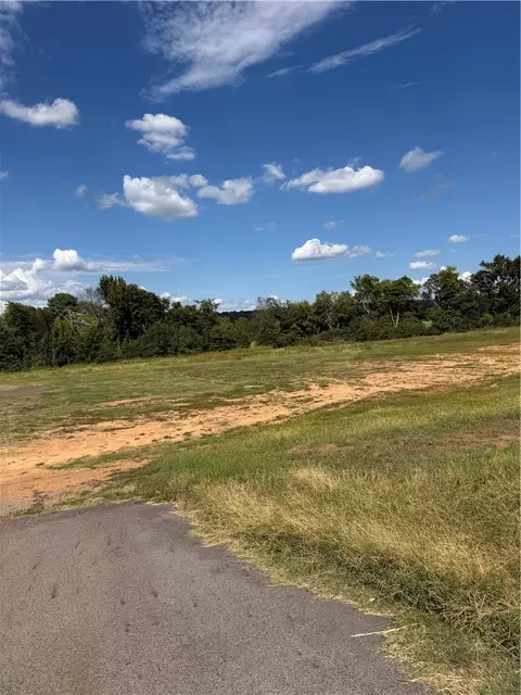 21 Crow Mountain Rd, Russellville, AR 72802