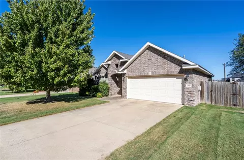 1430 Gooseneck Ln, Cave Springs, AR 72718
