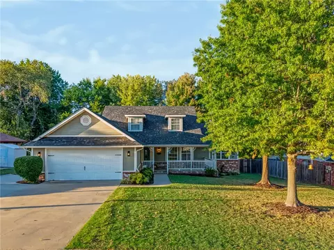 Exterior - 4100 Clark Ave, Springdale, AR 72762 photo 3 of 12
