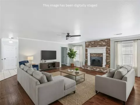 Living - 4100 Clark Ave, Springdale, AR 72762 photo 2 of 5