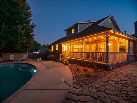 Exterior - 4100 Clark Ave, Springdale, AR 72762 photo 11 of 12