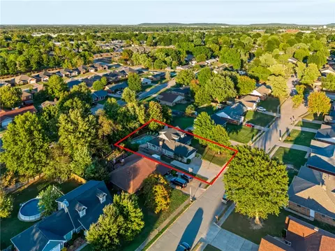 View/Area - 4100 Clark Ave, Springdale, AR 72762 photo 2 of 2