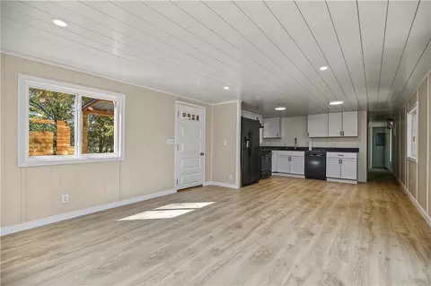Living - 280 Davis St, West Fork, AR 72774 photo 1 of 4