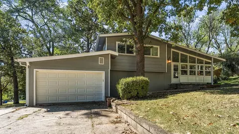 901 E Overcrest St, Fayetteville, AR 72703