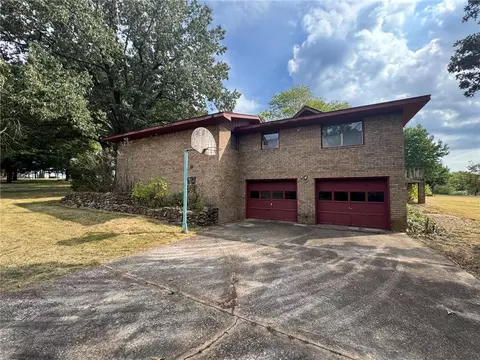 Exterior - 577 Blackwood Dr, Harrison, AR 72601 photo 4 of 4