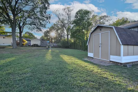 Exterior - 16496 Willow Dr, Rogers, AR 72756 photo 2 of 3