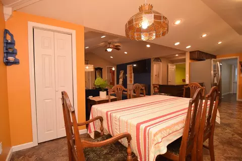 Dining - 16496 Willow Dr, Rogers, AR 72756 photo 3 of 3