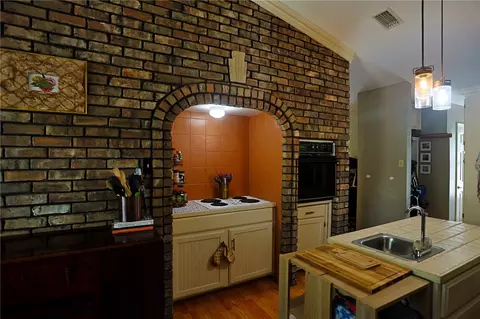Kitchen - 40 Windwood Loop, Conway, AR 72034 photo 1 of 7