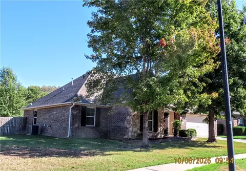 3640 Mountain View Dr, Fayetteville, AR 72704