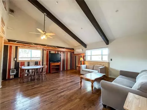 Living - 1792 Choctaw Ln, Harrison, AR 72601 photo 1 of 4